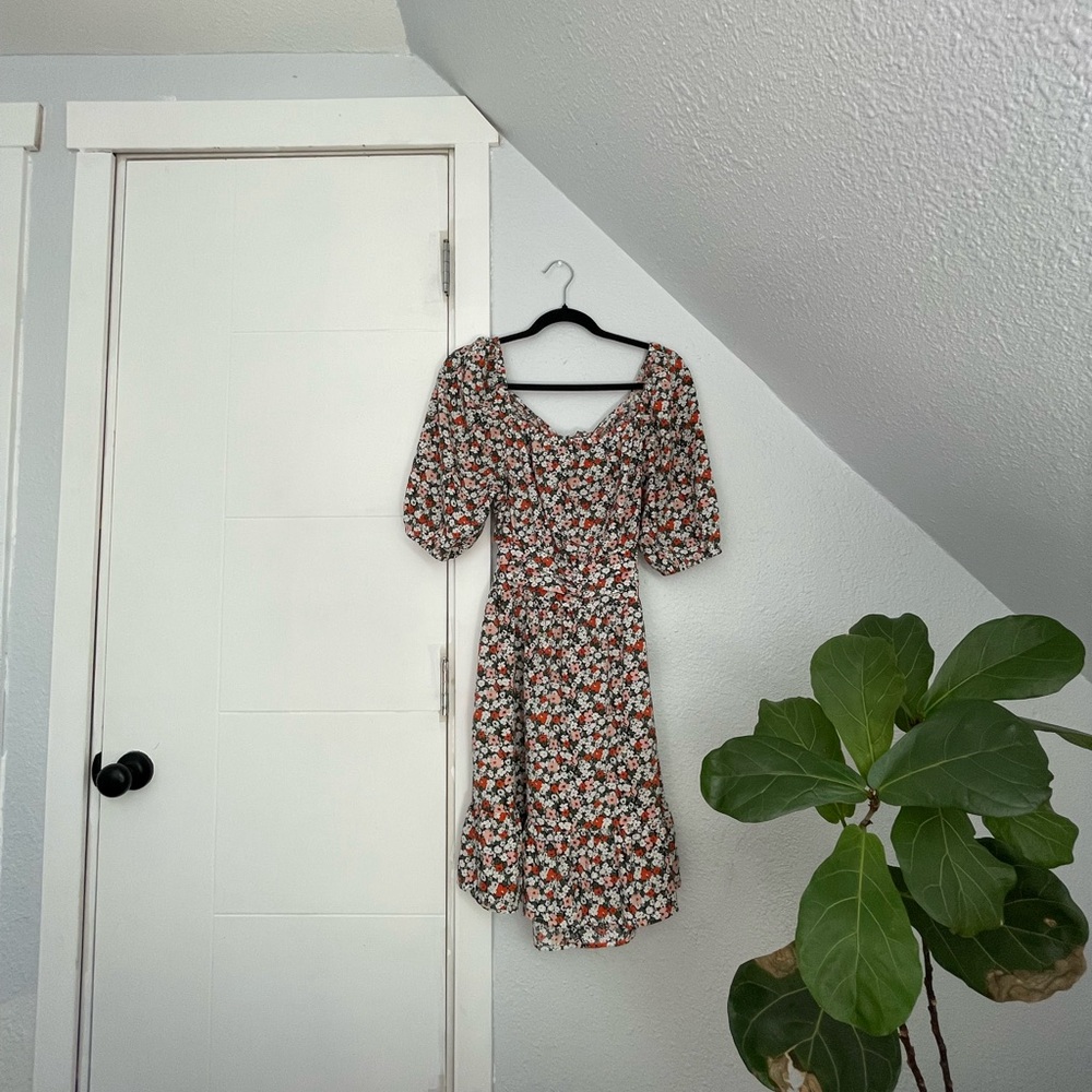 Open back mini floral dress